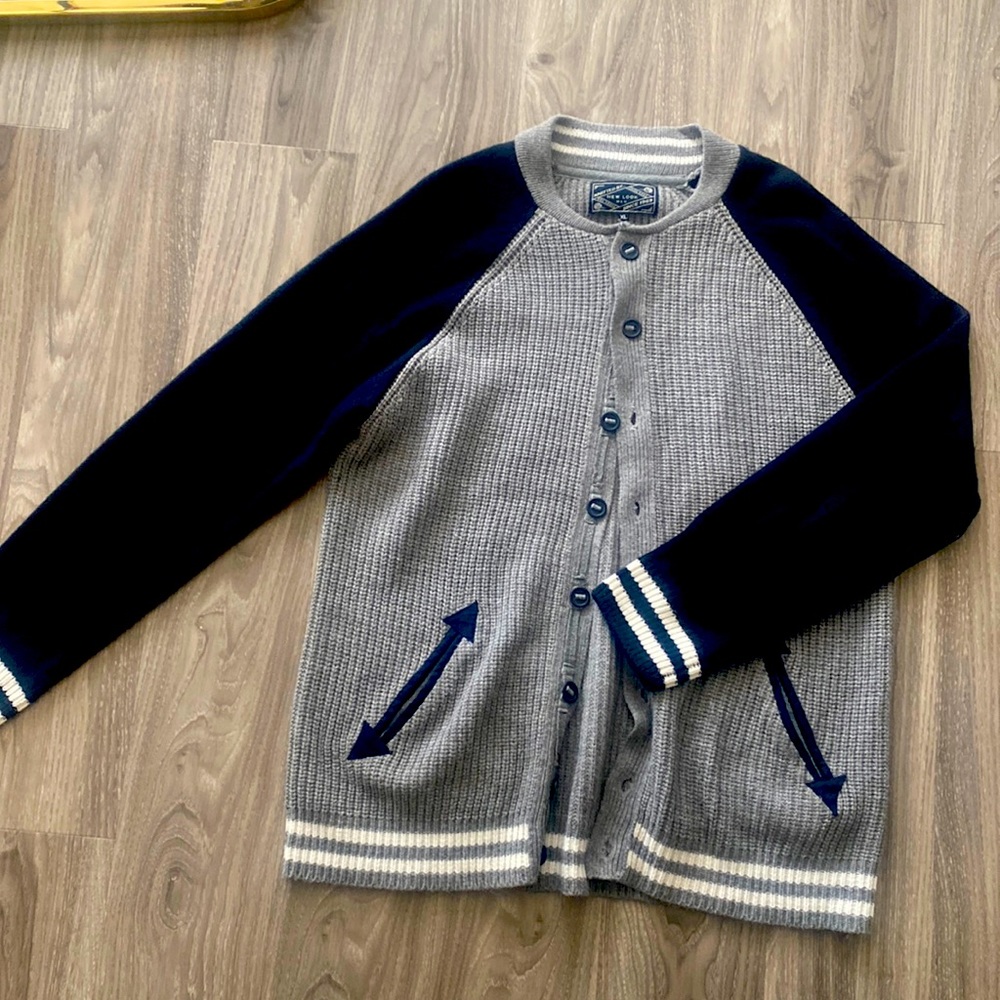 Men baseball style cardigan
